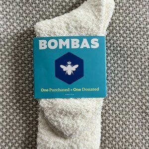 Women's Fuzzy Bombas Socks Size Small (shoe size 4-7.5) NWT